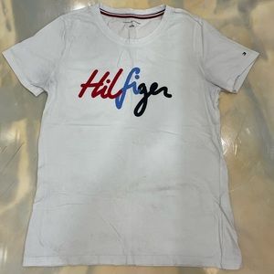 Tommy Hilfiger T-Shirt with colourful logo